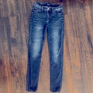 Size 7 Judy blue jeans